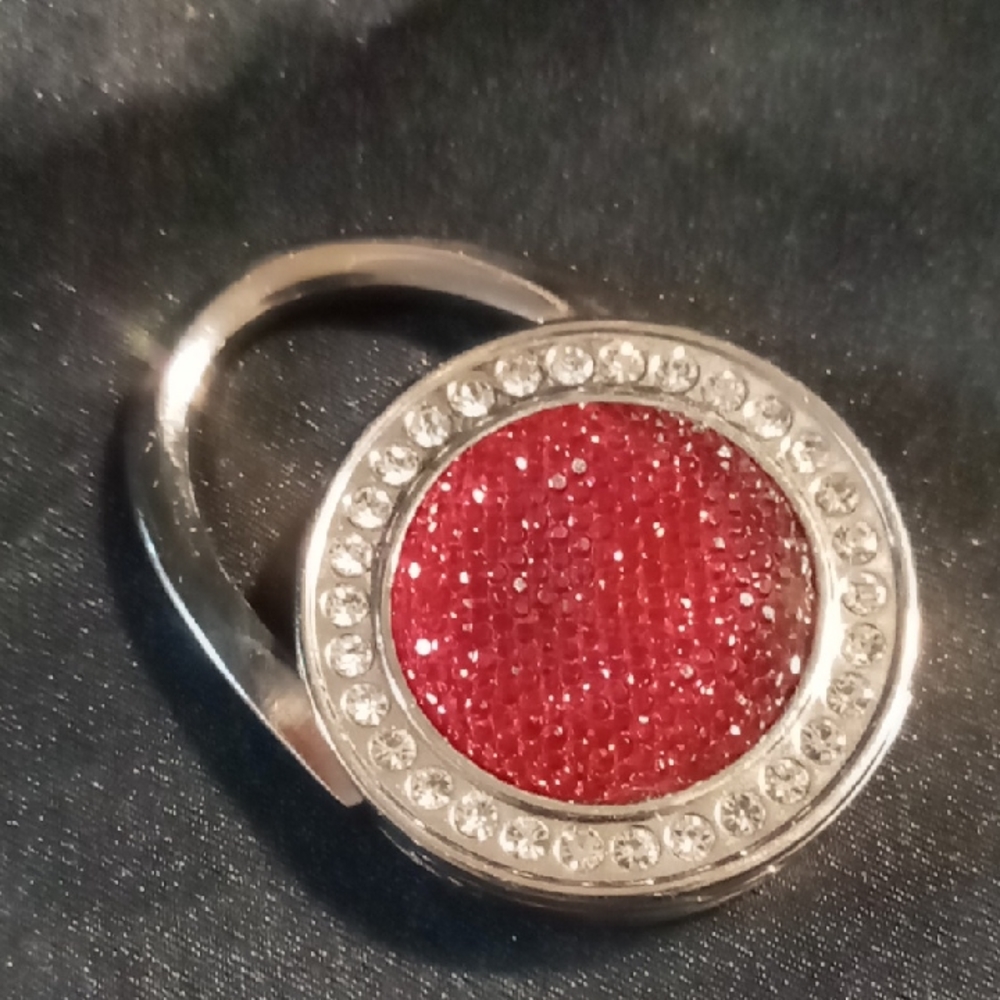 Elegant Red and Silver Crystal Pendant